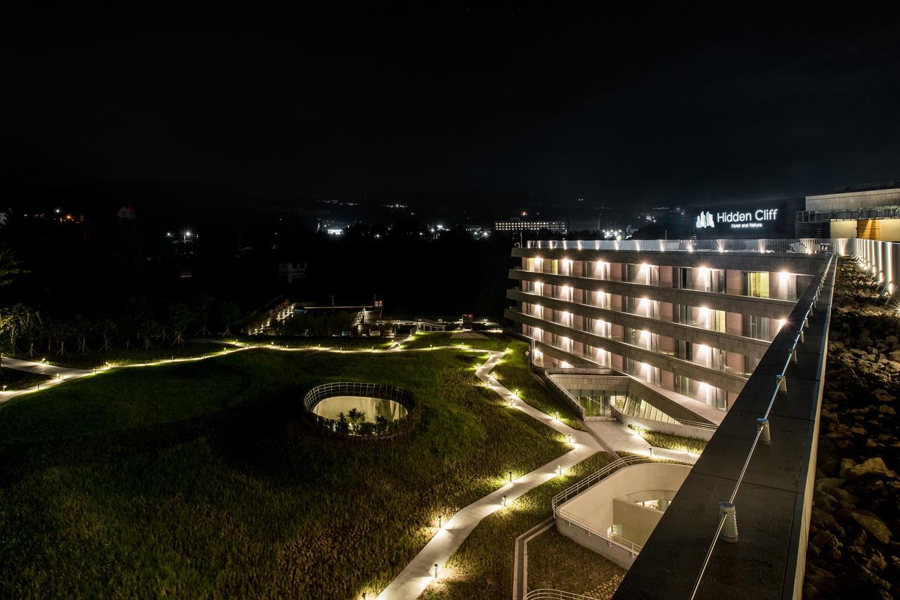 Hidden Cliff Hotel And Nature Seogwipo Ngoại thất bức ảnh